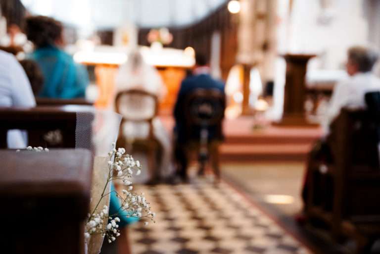 décoration banc d'église